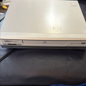 Lite-On Silver DVD Player, cord’s included